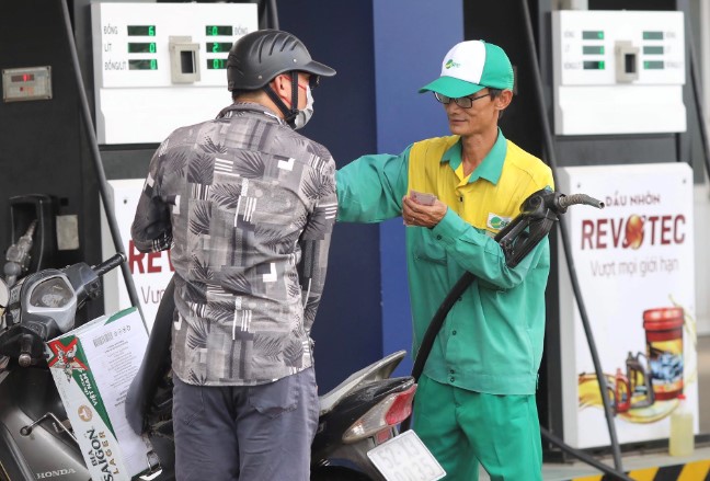 Dự báo giá xăng có thể tiếp tục tăng trong kỳ điều hành 21/10