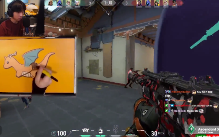Game thủ VALORANT dùng bút thay chuột leo rank Immortal