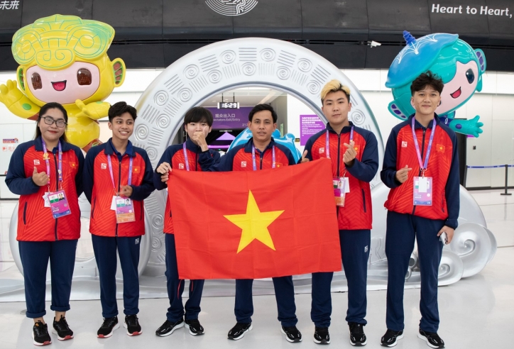 LQM: Đội tuyển Việt Nam vuột mất tấm HCĐ vào tay Thái Lan