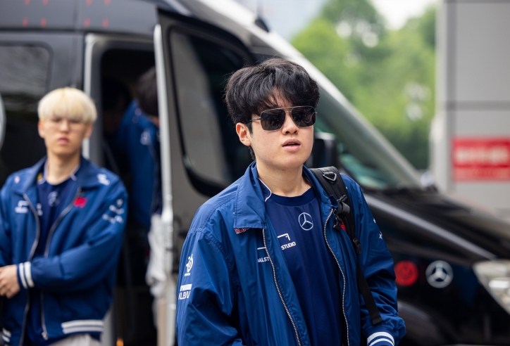 LCK lại dành sự ưu ái đặc biệt cho T1