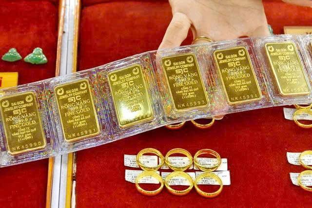 Giá vàng hôm nay sáng 23/8: Tăng mạnh nhờ kỳ vọng FED giảm lãi suất