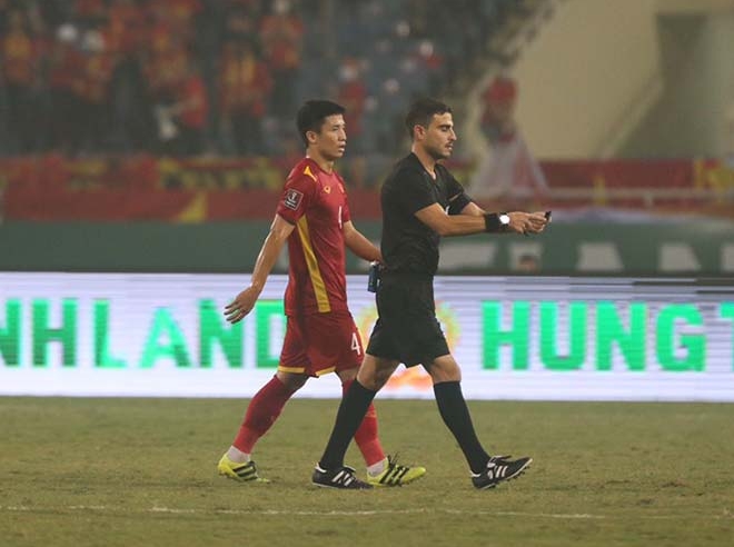 VIDEO: 'Ác mộng' lại cứu nguy cho ĐT Việt Nam ở Vòng loại World Cup