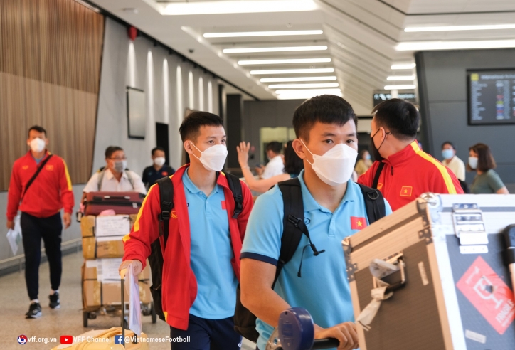 ĐT Việt Nam đón tin vui trên đất Úc trước buổi tập đầu tiên