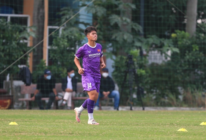 'Vua giải trẻ' Nguyễn Quốc Việt và Tết xa nhà đầu tiên cùng U23 Việt Nam