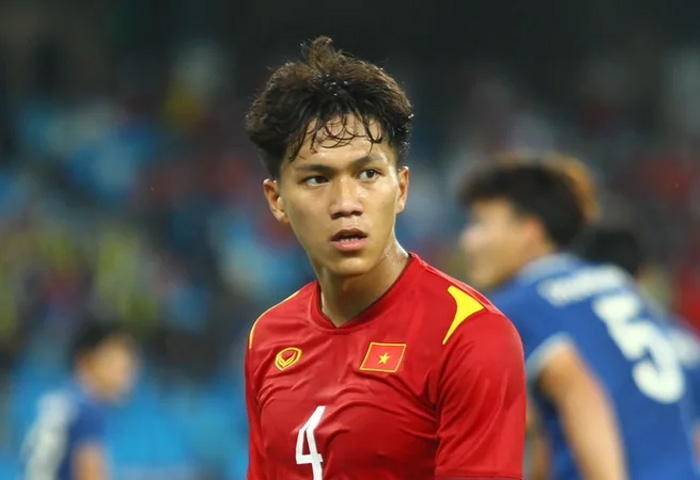 Sao HAGL và hai thành viên khác của U23 Việt Nam 'mắc kẹt' tại UAE