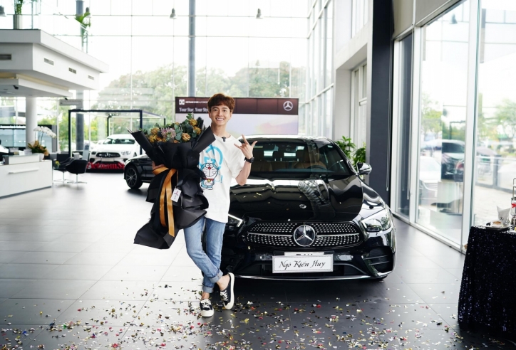 Ngô Kiến Huy tậu Mercedes E300 AMG 2021 gần 3 tỷ đồng