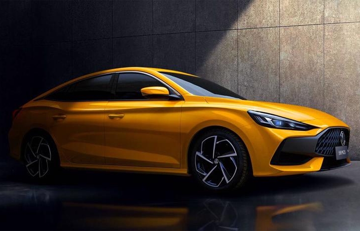 Sedan hạng C đẹp như siêu xe sắp về Việt Nam, cạnh tranh Cerato