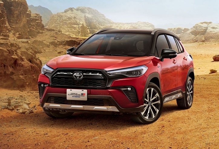 Cận cảnh Toyota Corolla Cross GR Sport vừa ra mắt, giá 719 triệu đồng