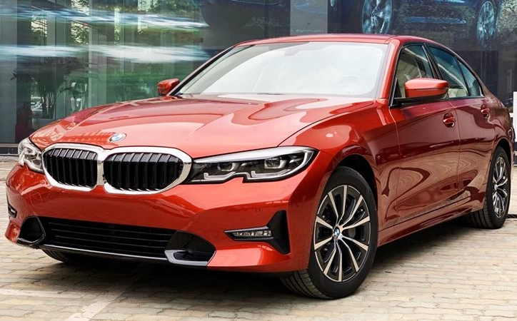 Mẫu sedan giảm giá hơn 200 triệu đồng khiến khách Việt “giật mình”