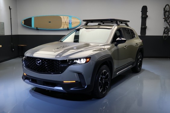 Cận cảnh Mazda CX-50 vừa ra mắt: thiết kế thể thao và mạnh mẽ hơn CX-5