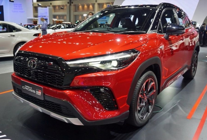 Cận cảnh Toyota Corolla Cross GR Sport sắp về Việt Nam, thiết kế ấn tượng