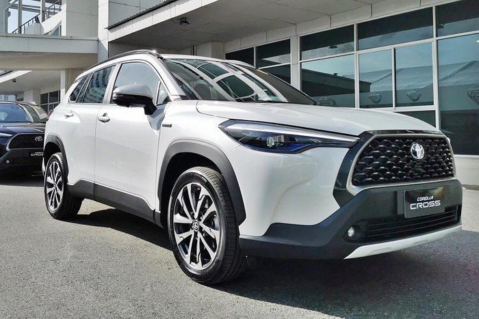Toyota Corolla Cross bất ngờ có giá bán mới, cao nhất 928 triệu đồng