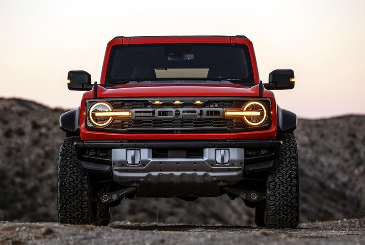 Ford ra mắt mẫu SUV có khả năng off-road đỉnh, thiết kế cực chất