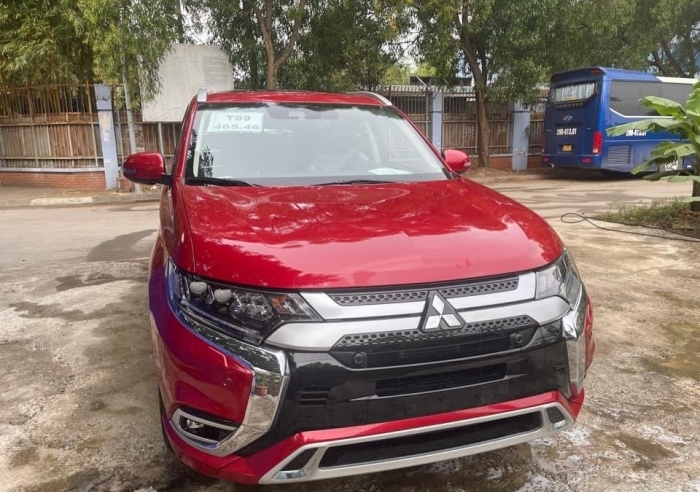 Đối thủ nặng ký của CR-V và CX-5 sắp ra mắt, đại lý đồng loạt nhận cọc