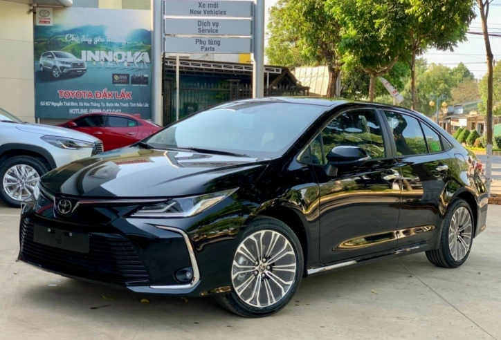 Chi tiết Toyota Corolla Altis 2022 tại đại lý, giá cao nhất 868 triệu đồng