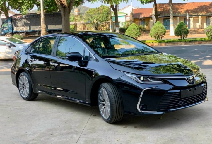 Giá lăn bánh Toyota Corolla Altis 2022 tại Việt Nam: khá cao trong phân khúc