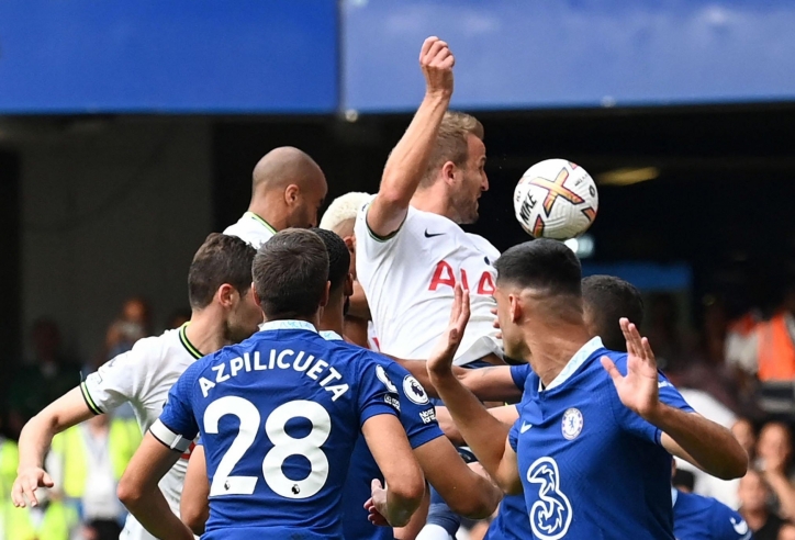 Chelsea chốt 'máy dội bom' khủng hơn Ronaldo, ác mộng số 9 chờ ngày chấm dứt