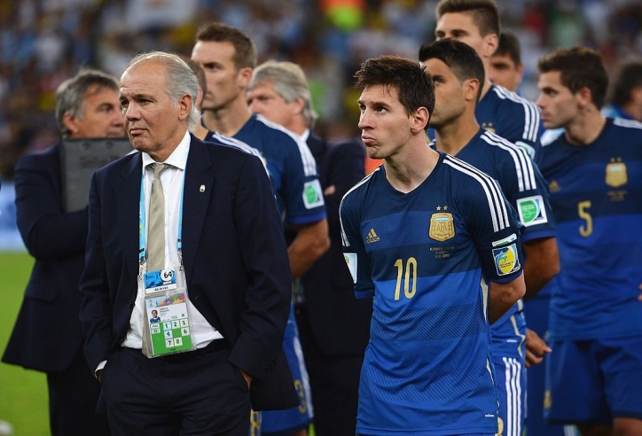 Messi và ĐT Argentina gặp khó trước thềm World Cup 2022