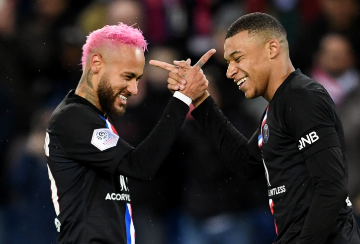 Chủ tịch chính thức thừa nhận, Neymar hết cửa 'đấu đá' với Mbappe?