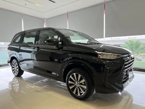 Ảnh thực tế Toyota Avanza Premio bản MT tại đại lý, giá 548 triệu đồng