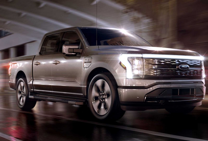 Ford sắp ra mắt mẫu bán tải điện đầu tiên, khách hàng ồ ạt đặt cọc