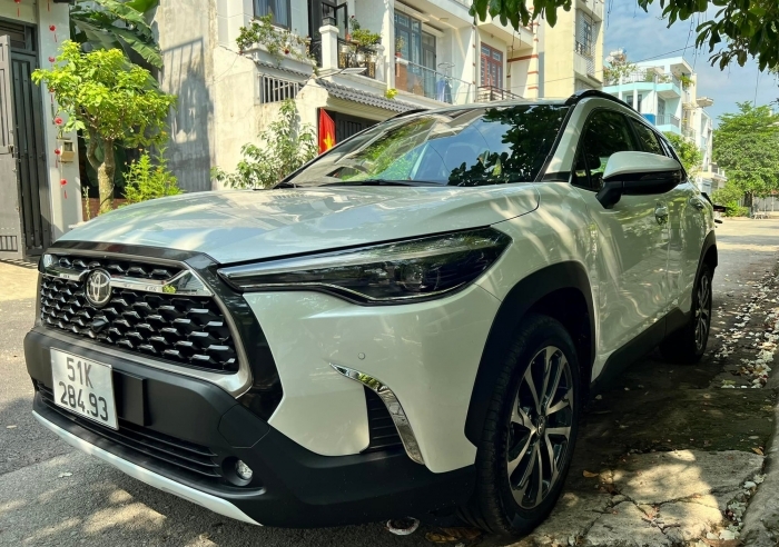 Toyota Corolla Cross “lướt” được rao bán với mức giá không tưởng