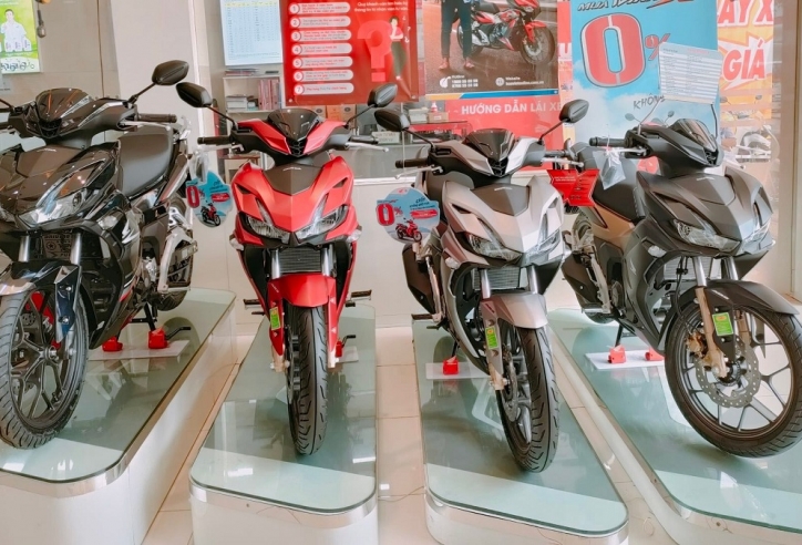 Bất chấp Honda Vision, SH đội giá, xe côn tay Winner X vẫn giảm giá 'thủng đáy'