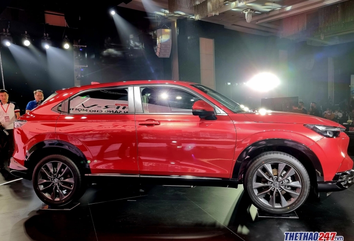 Giá từ 826 triệu đồng, Honda HR-V 2022 có gì đấu Toyota Corolla Cross?