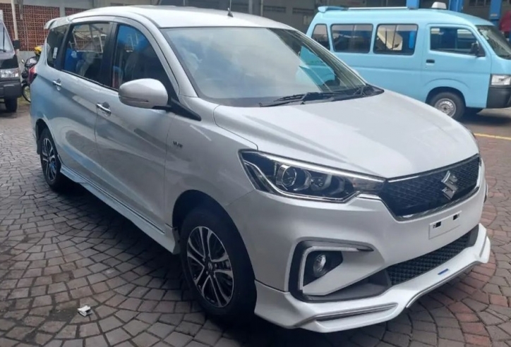 MPV 7 chỗ Hybird của Suzuki lộ giá bán siêu rẻ, đe nẹt Xpander, Veloz Cross