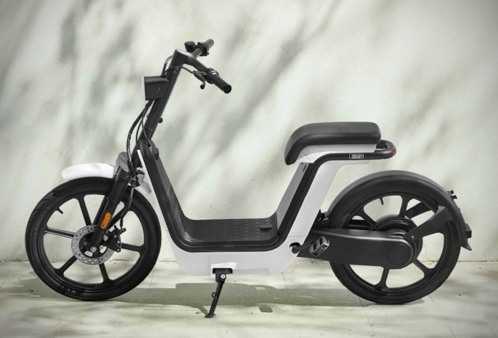 Honda tung ra thị trường mẫu xe điện giá chỉ 17 triệu đồng