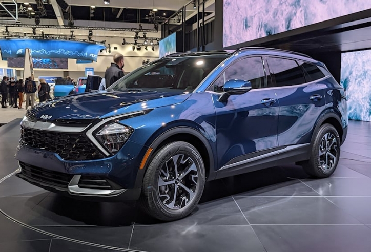 Chi tiết Kia Sportage Hybrid 2023 sắp về Việt Nam, quyết đấu Tucson, CX-5