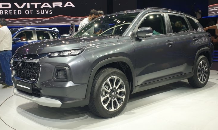SUV hạng B giá siêu hấp dẫn của Suzuki chính thức ra mắt, đe nẹt Kia Seltos