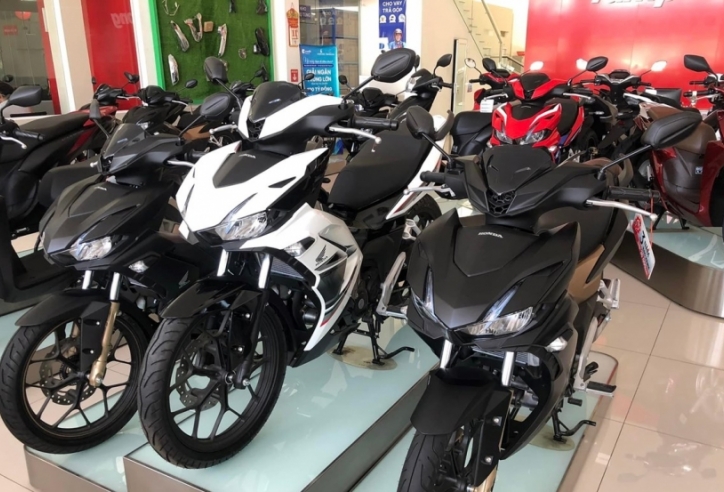 Ngược chiều Honda Vision, giá xe Winner X bất ngờ tăng mạnh trở lại