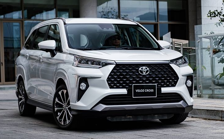 Rộ tin Toyota Veloz Cross sắp có phiên bản hybrid, cạnh tranh Mitsubishi Xpander