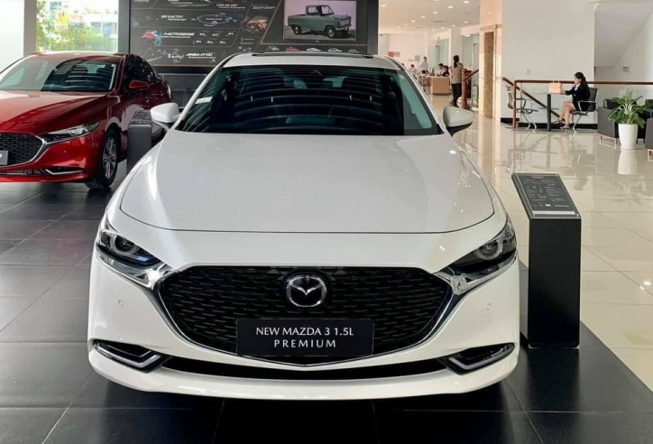Mazda 3 nhận ưu đãi lên tới 63 triệu đồng, cạnh tranh Kia K3, Corolla Altis