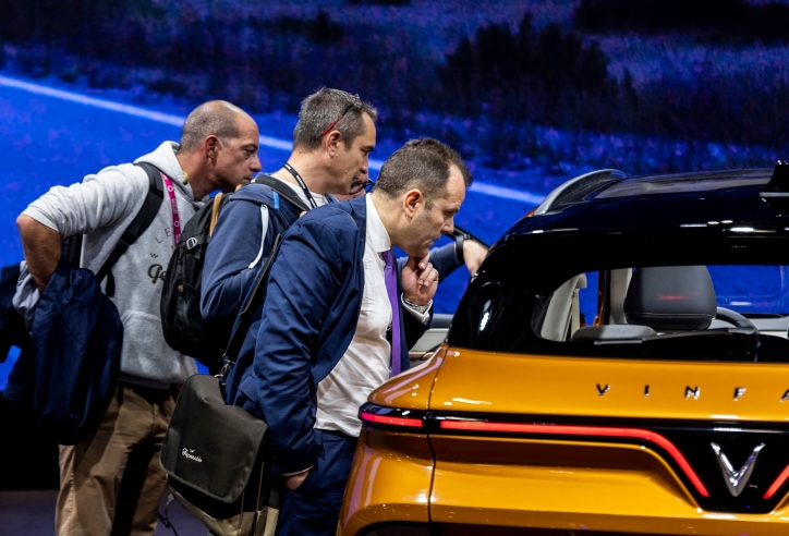 Dàn xe điện VinFast đang “gây sốt” tại Paris Motor Show 2022