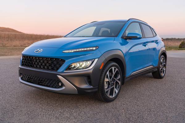 SUV cỡ B đẹp long lanh của Hyundai lộ diện, đe nẹt Kia Seltos, Corolla Cross