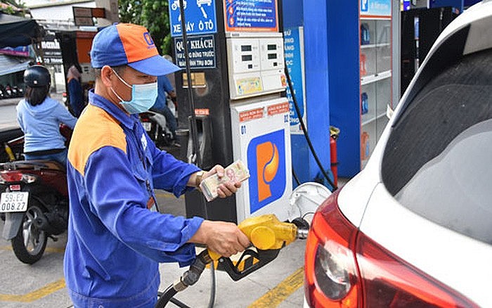 Giá xăng trong nước tiếp tục giảm sâu: E5RON92 về dưới mốc 20.000 đồng/lít