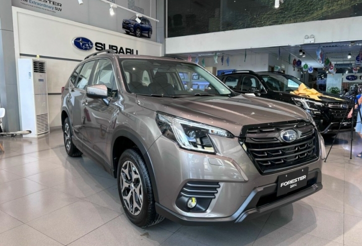 Subaru Forester 2023 về đại lý, phiên bản cũ giảm gần 300 triệu đồng