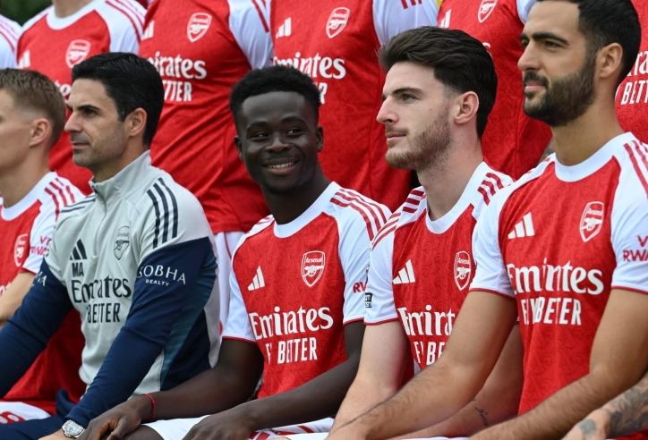 Saka kinh ngạc vì phong thái thủ lĩnh của một siêu sao Arsenal