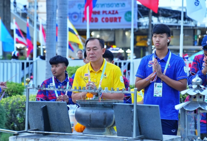Làm lễ 'tâm linh' trước chung kết, Thái Lan vẫn thua U22 Việt Nam
