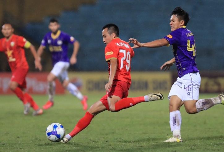 Hà Tĩnh cầm hòa Hà Nội trên sân nhà