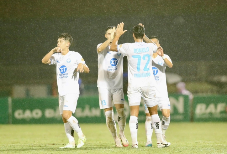 Lịch thi đấu vòng 25 V-League 2024/2025: Nam Định vô địch, xác định đội xuống hạng?