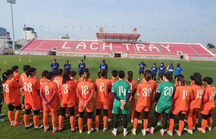 ĐT nữ Việt Nam tập bài đặc biệt chuẩn bị cho AFF Cup
