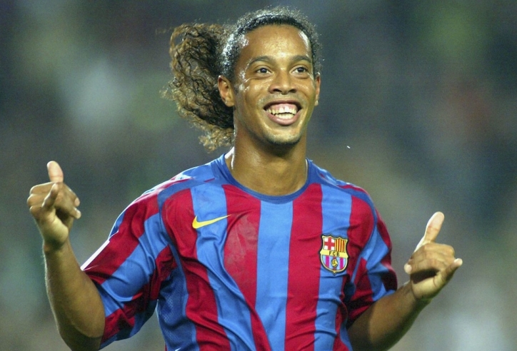 Ronaldinho lựa chọn đội bóng yêu thích của mình tại Ngoại hạng Anh