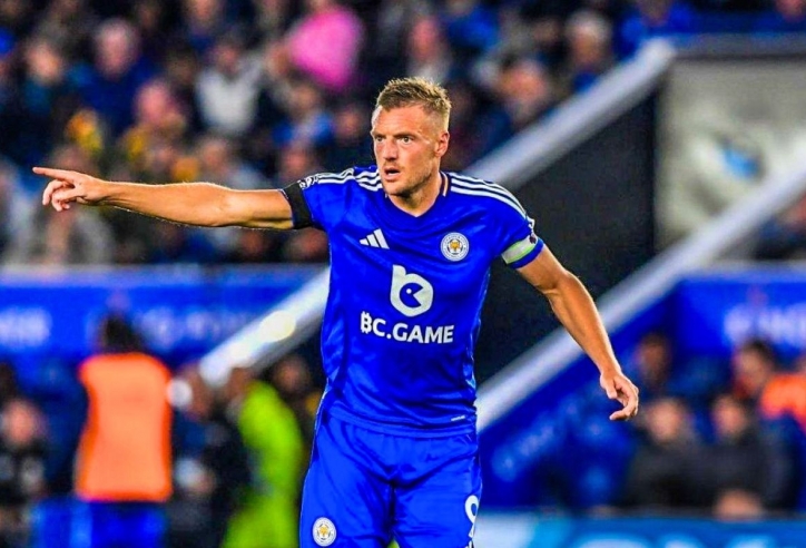 Jamie Vardy: Từ công nhân tới gồng gánh Leicester ở tuổi 37