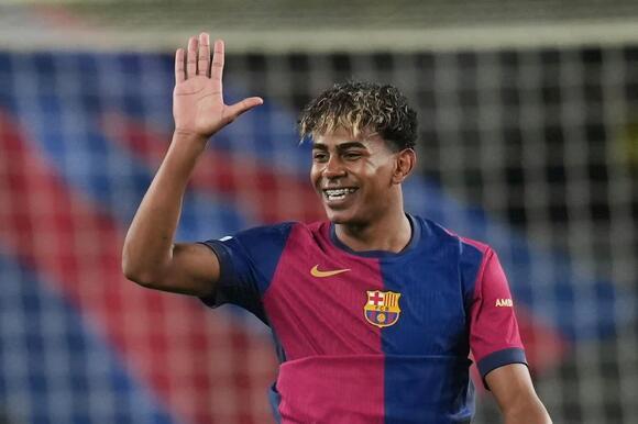 Barca nhận cú sốc, mất Yamal theo cách không ngờ