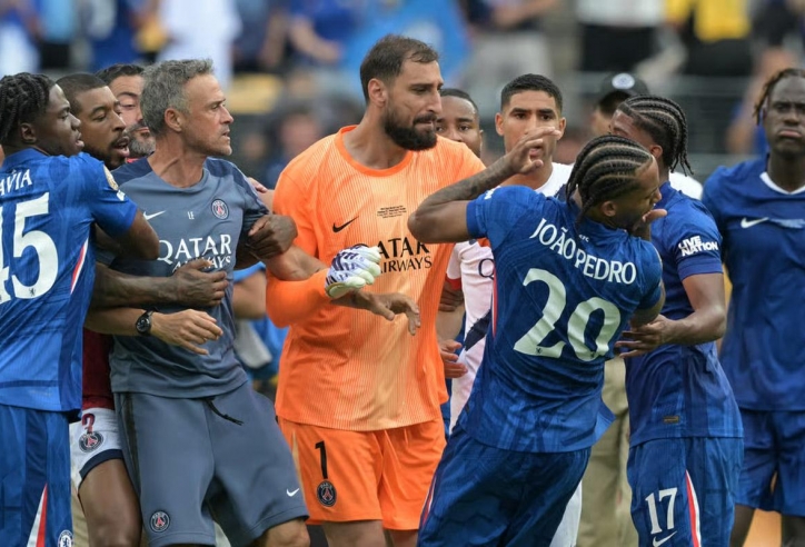 Luis Enrique lên tiếng về hành vi đánh Joao Pedro