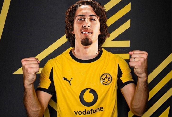 Cựu sao Ngoại hạng Anh chuẩn bị cập bến Dortmund