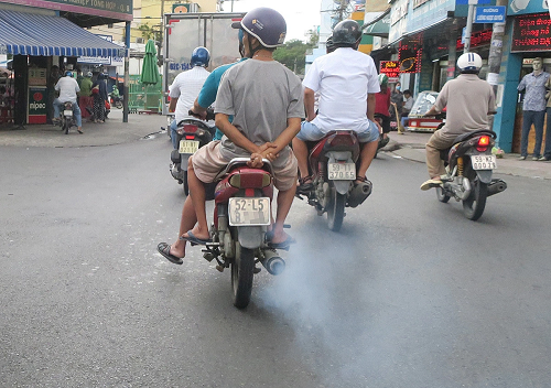 Kiểm soát khí thải xe máy: Bước ngoặt quyết liệt để 'cứu' chất lượng không khí đô thị